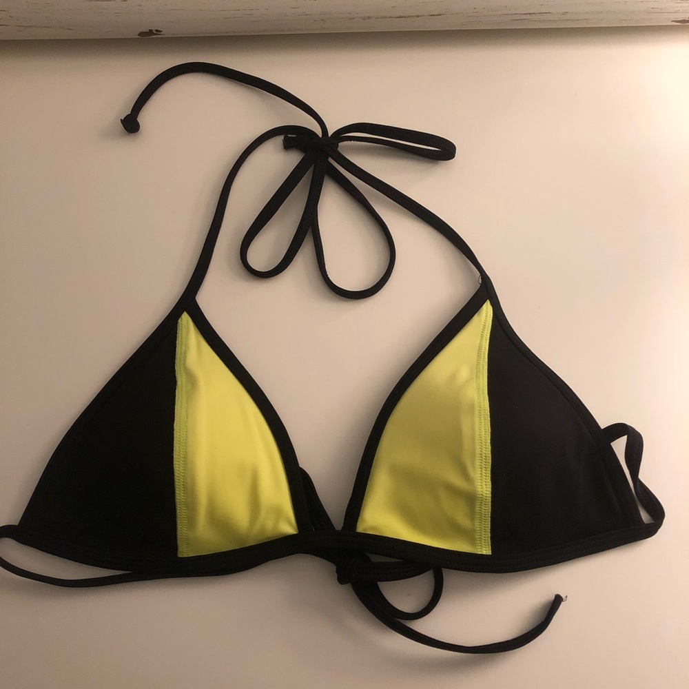 BOGO VS PINK color block bikini top